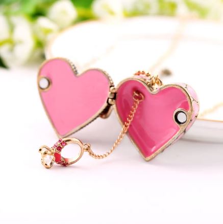 heart_pink_w-key_and_ring_xl_n_wide_open
