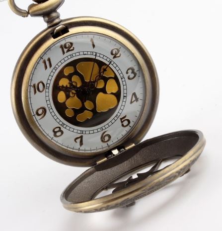 thgg_hunger_games_gold_center_face